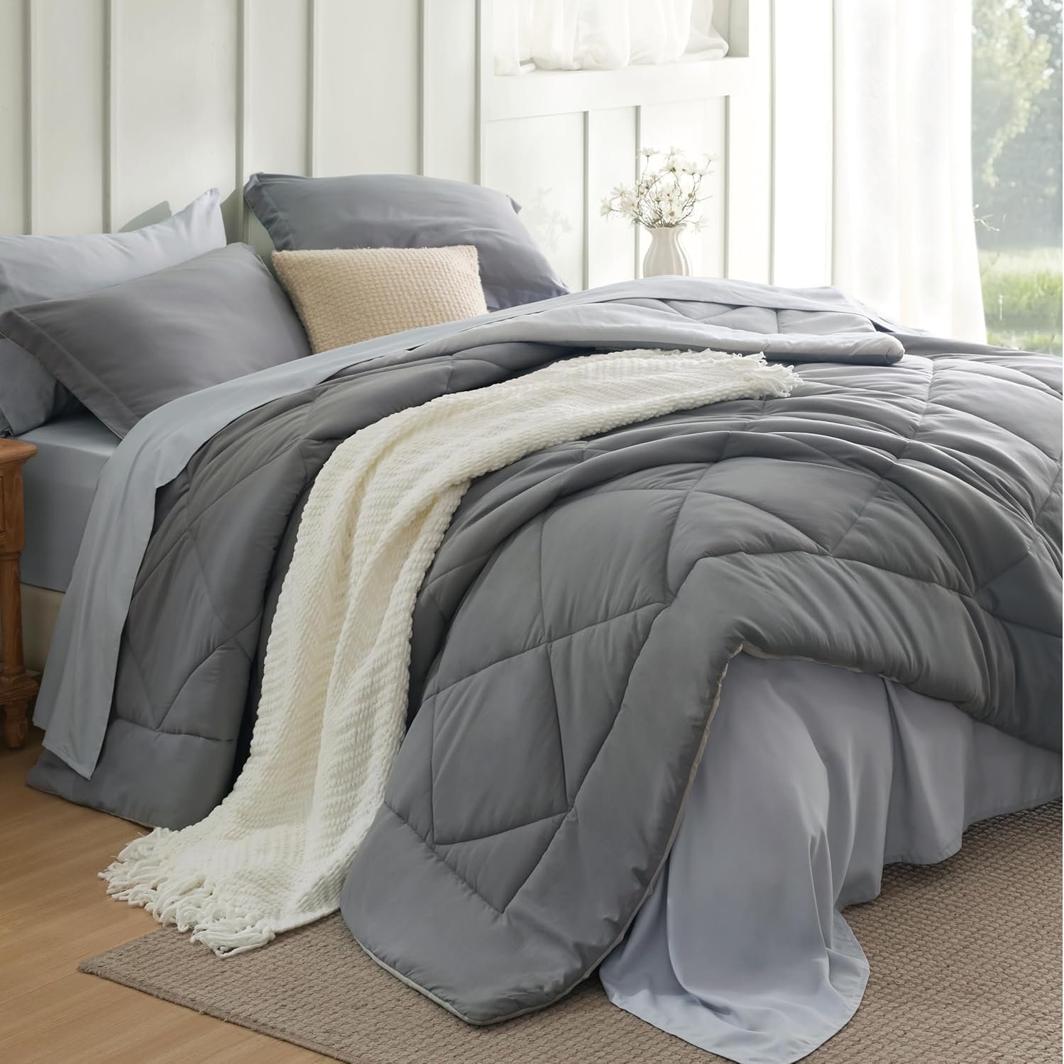 Bedsure Queen Comforter Set with Sheets – 7 Pieces Reversible Grey Bed in a Bag Queen, Eazy Care Queen Bedding Sets for All Seasons with 1 Flat & 1 Fitted Sheet, 2 Pillowcases and 2 Pillow Shams