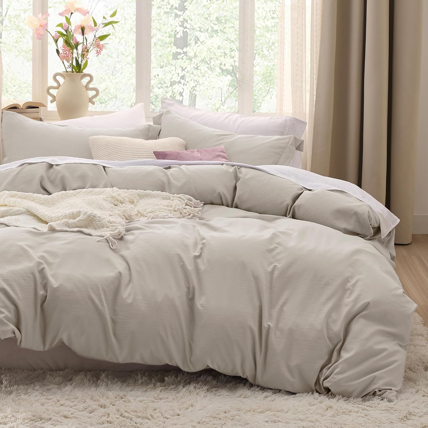 Bedsure Duvet Cover King Size-3 Pieces Prewashed 100% Polyester -Like Extra Soft Bedding Set, Includes 1 Duvet Cover 104×90 Inches with Zipper Closure & 2 Pillow Shams,Linen, Comforter Not Included