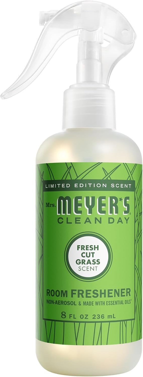 MRS. MEYER’S CLEAN DAY Room Spray, Fresh Cut Grass Scent, 8 Fl Oz Bottle