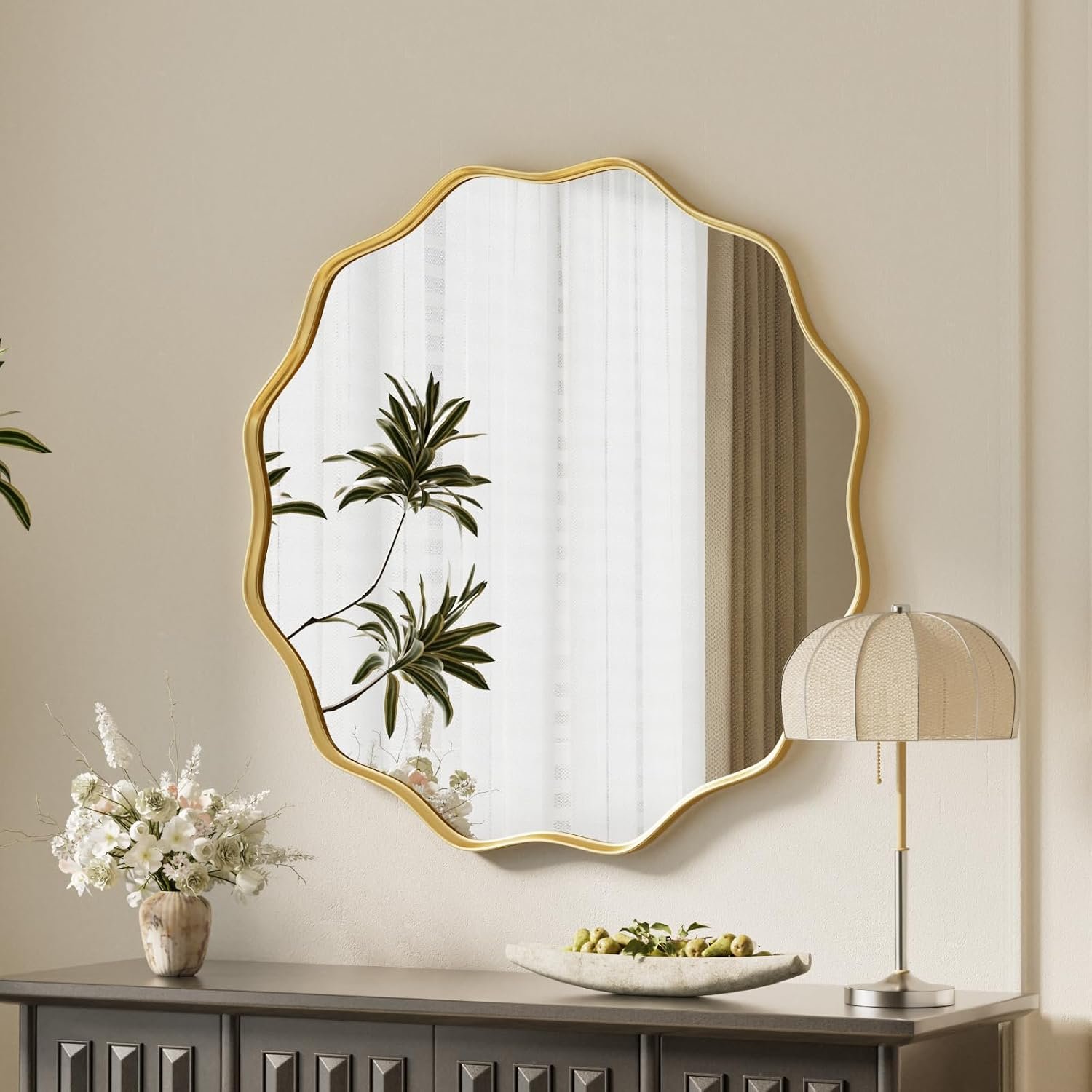 VooBang Gold Scalloped Circle Mirror, 20″ Wavy Edge Round Wall Mirror with Tempered Glass Textured Circular Metal Deep Frame, Hanging Leaning for Bathroom, Hallway, Entryway, Livng Room