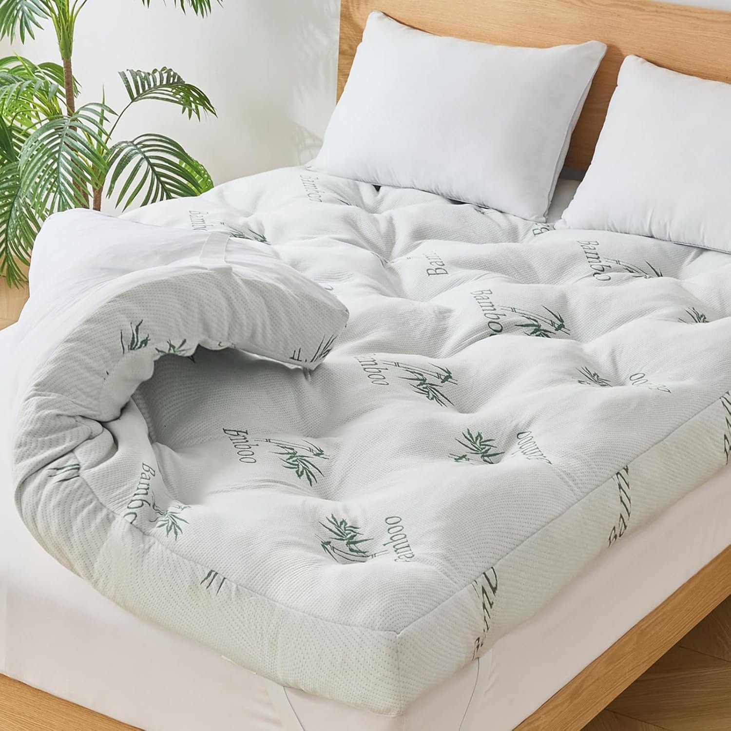 WhatsBedding 4 Inch Memory Foam Mattress Topper King for Back Pain Relief, Filled with Breathable Gel Memory Foam, Cooling Bamboo Viscose Air Layer, Supportive Pillow Top Mattress Topper