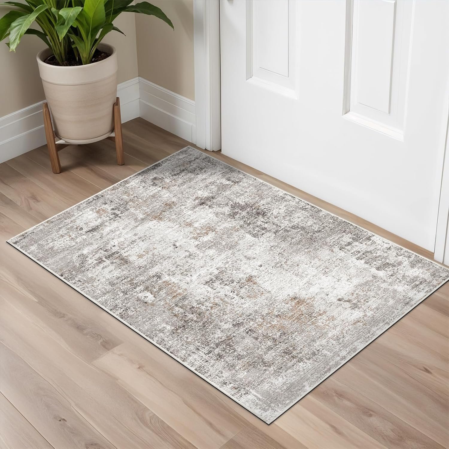 2×3 Washable Non-Slip Area Rug – Soft Low Pile Throw Rug for Kitchen Entryway Bedroom – Modern Indoor Door Mat with Rubber Backing (Beige Grey)