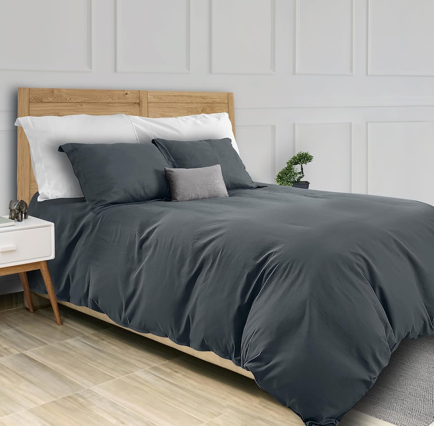 White Classic Grey Duvet Cover Queen Size, Microfiber Duvet Cover with Zipper, Set of 1 Down Comforter Cover with 2 Pillow Shams, Luxury Comforter Cover Queen Size | Comforter Not Included