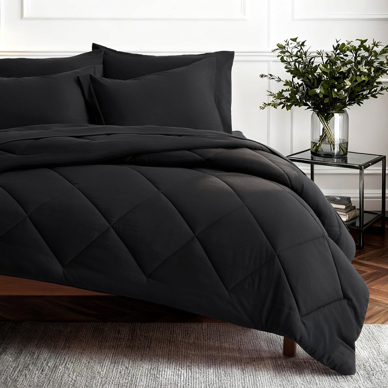 Bedsure Premium Series 7 Piece Black Queen Comforter Set, Goose Down Alternative, All Season Medium Warmth, Soft Hotel Luxury Bed in a Bag, Safe for Sensitive Skin, Includes Sheets Pillowcases Shams